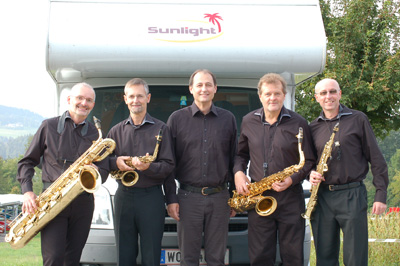 AUF DEN NACHBARN HÖREN - Konzertreihe 2015